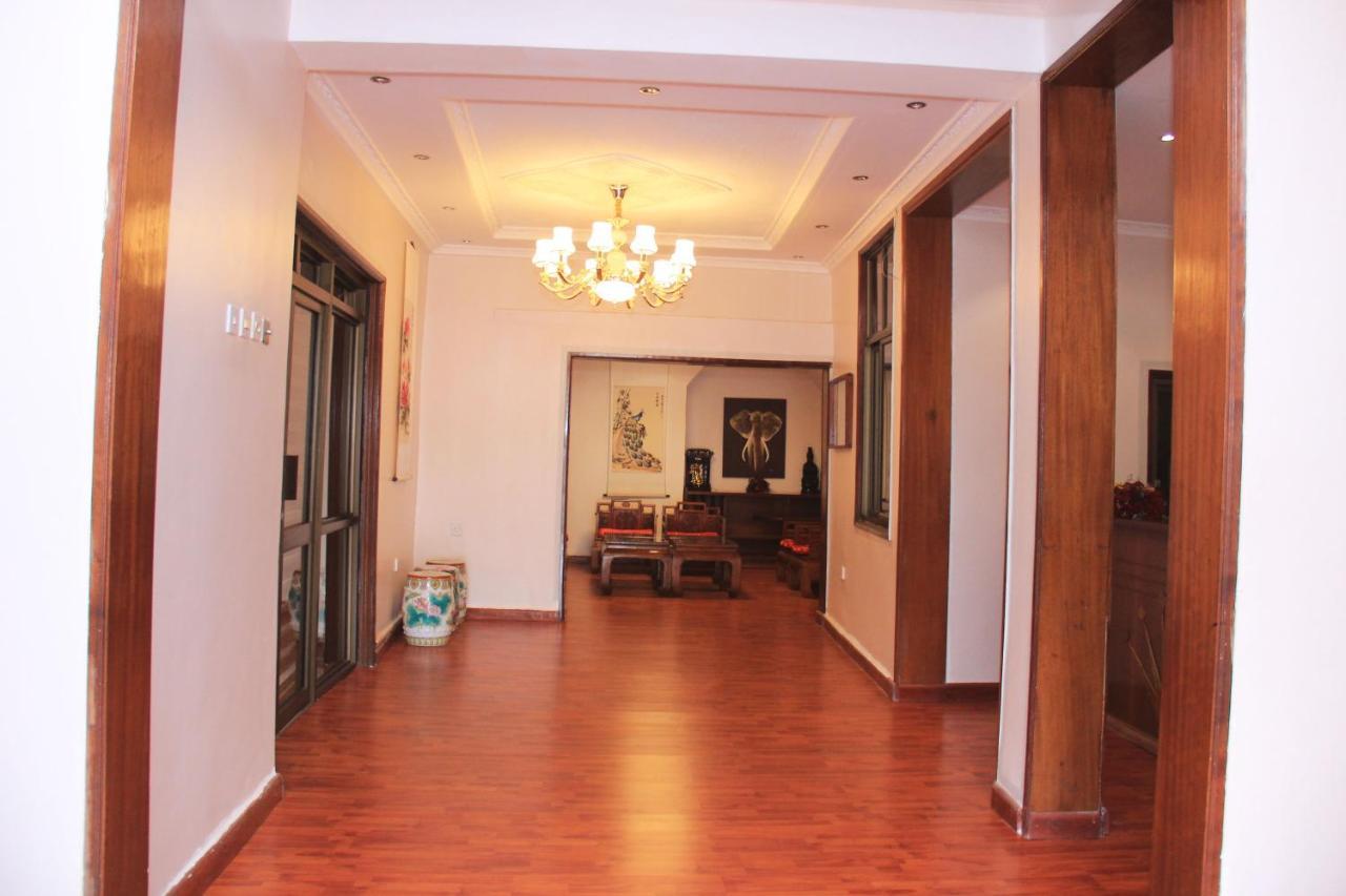 Fang Fang Hotel Кампала Екстер'єр фото