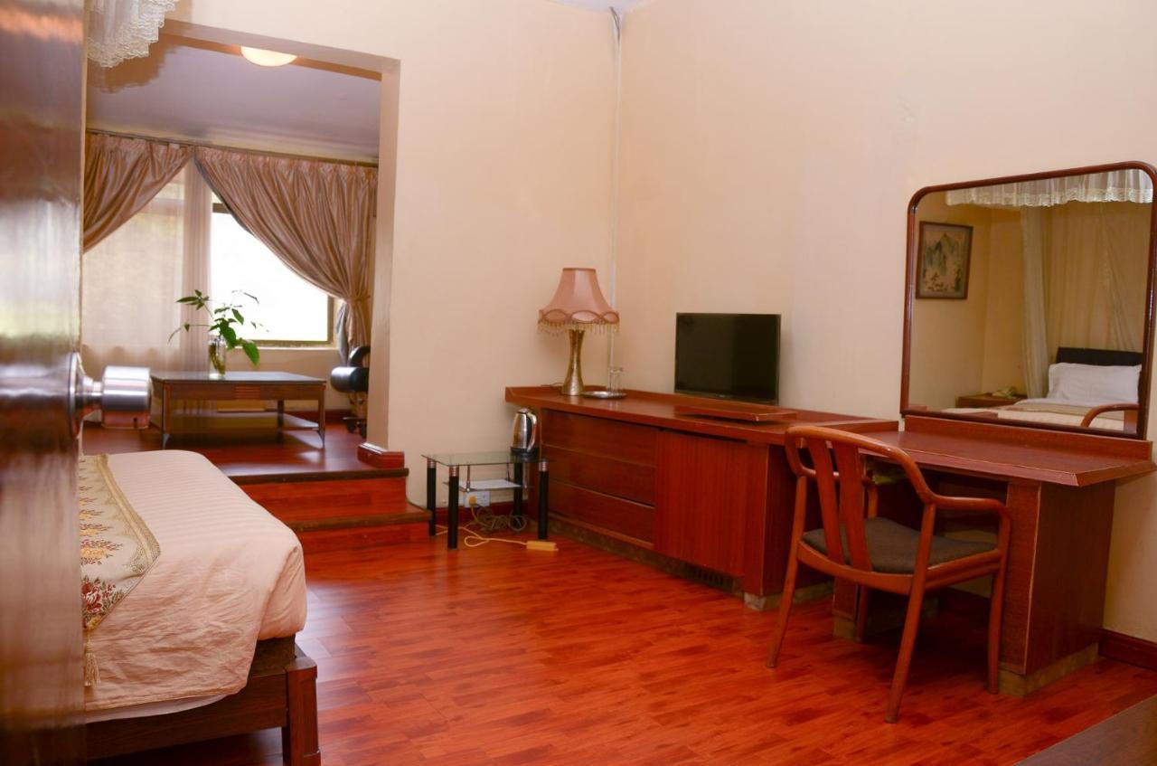Fang Fang Hotel Кампала Екстер'єр фото
